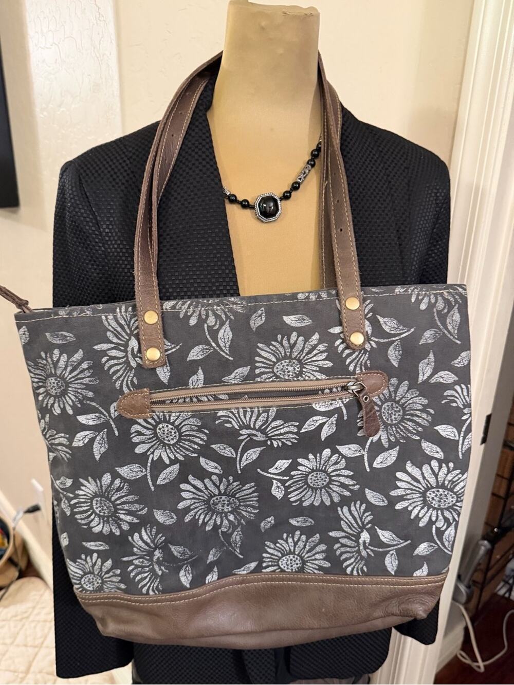 Myra floral tote bag gray